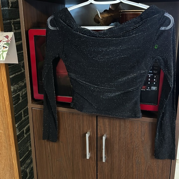 *BRAND NEW* SHEIN women’s long sleeve black top - Picture 3 of 3